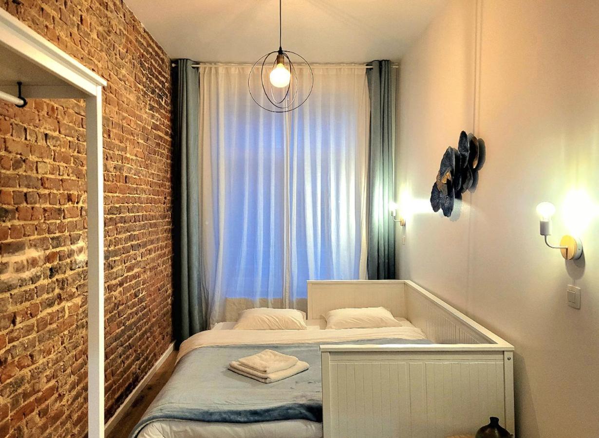 Brand New Camelia Room With Private Bathroom 브뤼셀 외부 사진